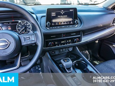 Used 2024 Nissan Rogue SV FWD image 32
