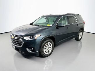Used 2020 Chevrolet Traverse LT w/ Driver Confidence II Package AWD/4WD video 3