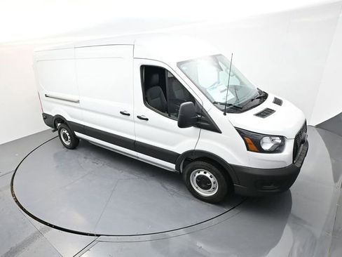 New 2026 Ford Transit 250 148 Medium Roof w/ Load Area Protection Package image 18