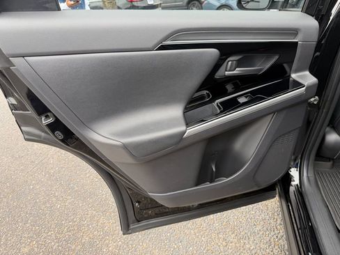 Used 2024 Toyota bZ4X XLE w/ Weather Package FWD image 16