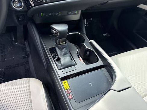 Used 2025 Lexus ES 350 w/ Premium Package FWD image 21