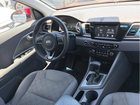 Used 2019 Kia Niro LX FWD image 5