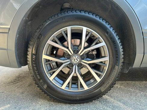 Used 2021 Volkswagen Tiguan S FWD image 32