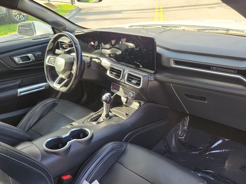 Used 2024 Ford Mustang Premium RWD image 15