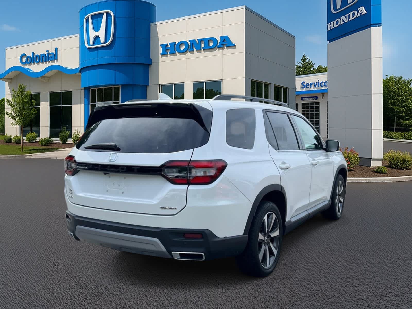 Used 2024 Honda Pilot Touring image 6