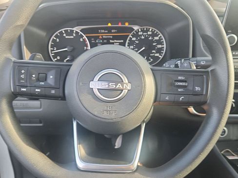 Used 2023 Nissan Rogue S AWD/4WD image 20