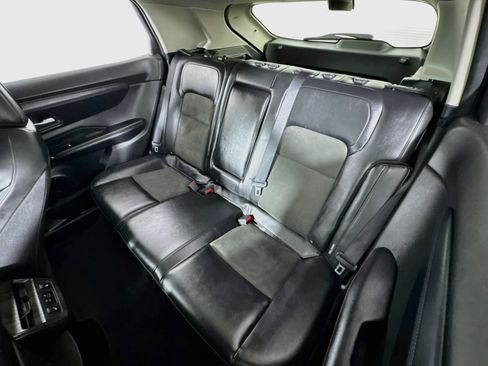 Used 2024 Nissan Ariya AWD image 23
