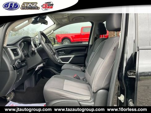 Used 2020 Nissan Titan SV AWD/4WD image 10