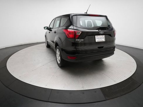Used 2019 Ford Escape S image 24
