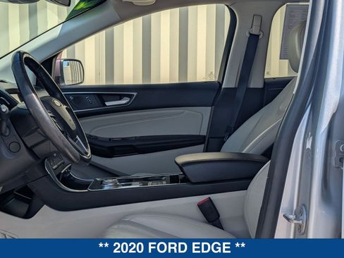 Used 2020 Ford Edge Titanium w/ Equipment Group 301A image 21