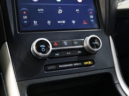 Used 2022 Ford Edge SEL w/ Convenience Package AWD/4WD image 30