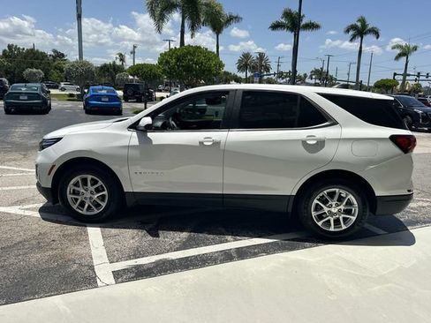 Used 2022 Chevrolet Equinox LT FWD image 10