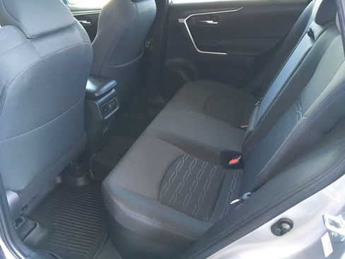 Used 2022 Toyota RAV4 SE w/ Convenience Package AWD/4WD image 28