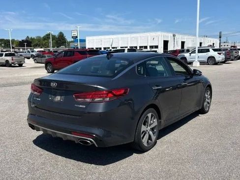 Used 2017 Kia Optima SX FWD image 8