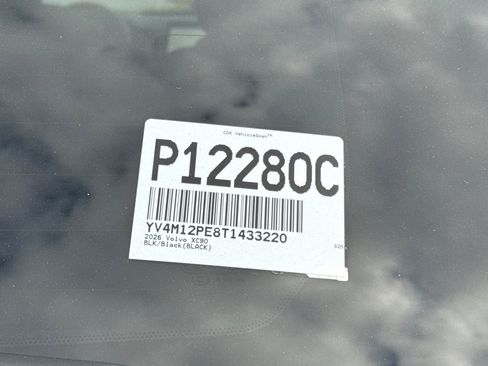 Certified 2026 Volvo XC90 B5 Plus w/ Protection Package AWD/4WD image 35