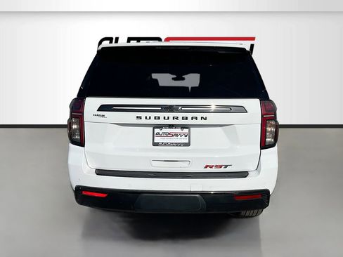 Used 2022 Chevrolet Suburban RST w/ Luxury Package AWD/4WD image 6