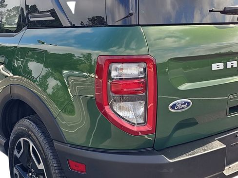 Used 2023 Ford Bronco Sport Outer Banks w/ Tech Package AWD/4WD image 32