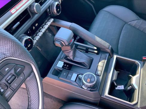 New 2025 Toyota Tacoma TRD Off-Road image 7