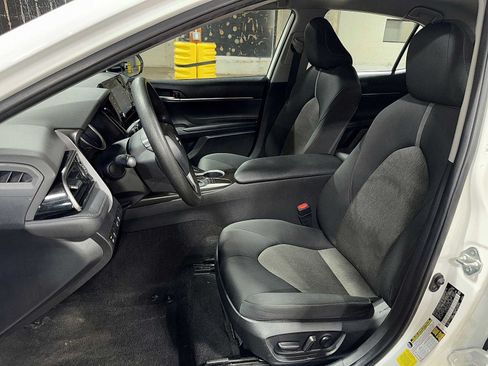 Used 2023 Toyota Camry LE FWD image 14