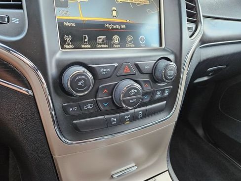 Used 2014 Jeep Grand Cherokee Limited AWD/4WD image 26