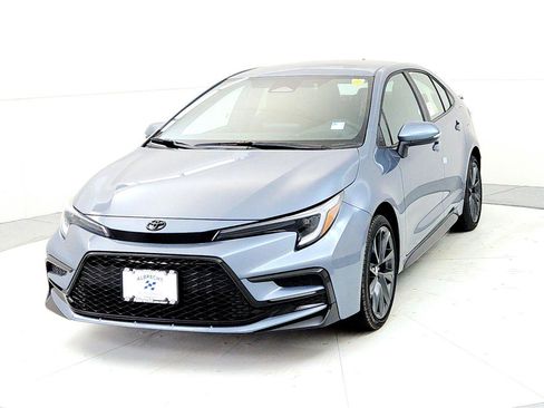 New 2026 Toyota Corolla SE image 2