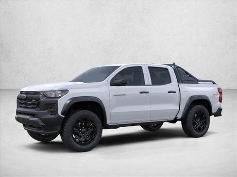 New 2026 Chevrolet Colorado Trail Boss w/ Midnight Edition AWD/4WD image 3