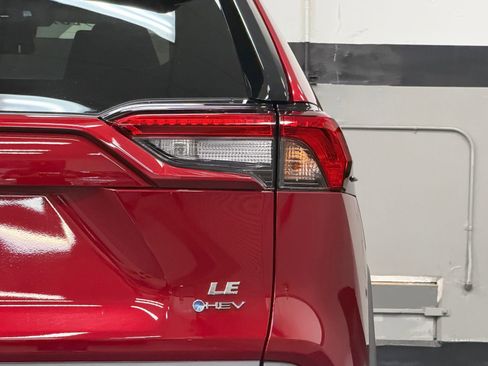 Used 2025 Toyota RAV4 LE image 13