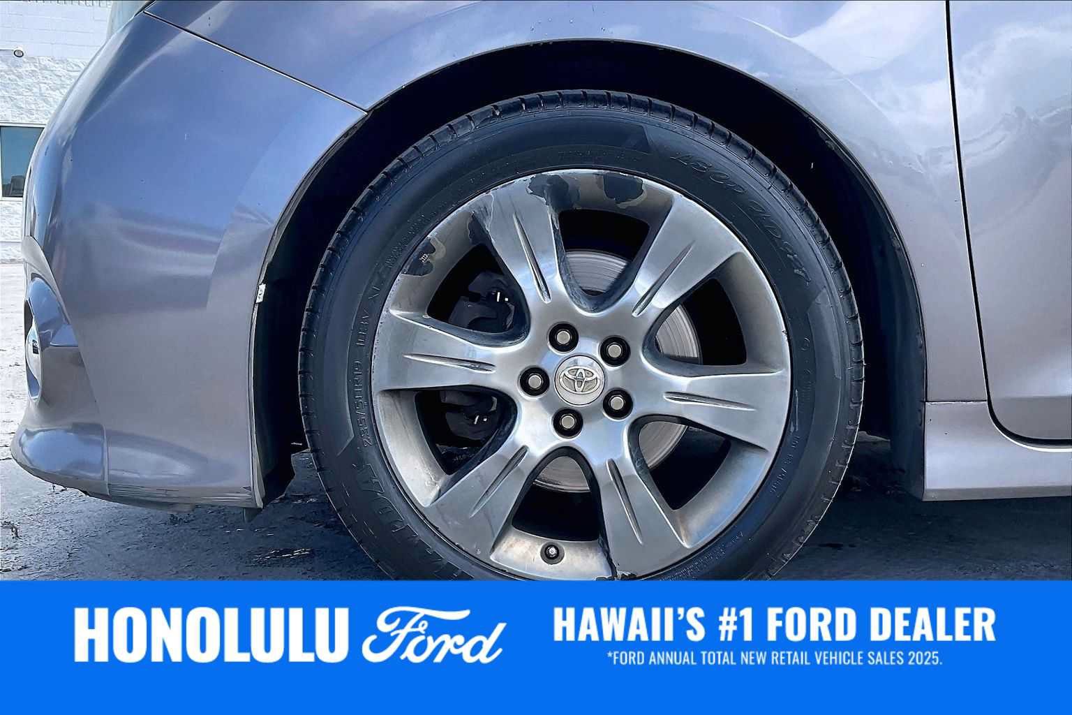 Used 2016 Toyota Sienna SE FWD image 8