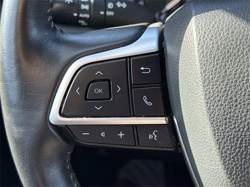 Used 2022 Toyota Highlander XSE image 25
