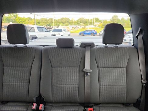 Used 2018 Ford F150 XLT w/ Equipment Group 302A Luxury AWD/4WD image 13