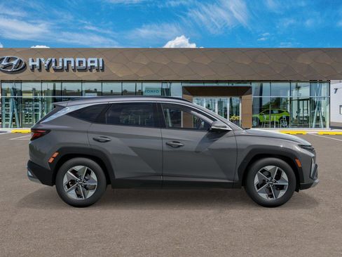 New 2026 Hyundai Tucson SEL FWD image 7