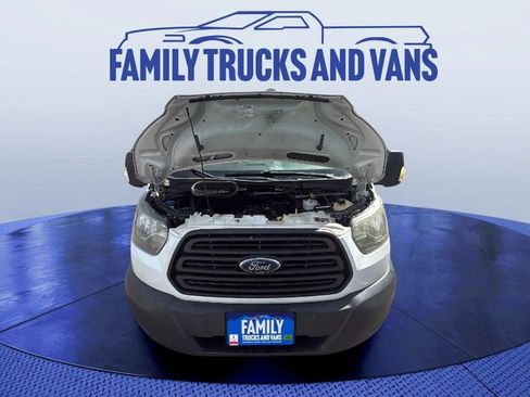 Used 2017 Ford Transit 250 130 Low Roof image 18