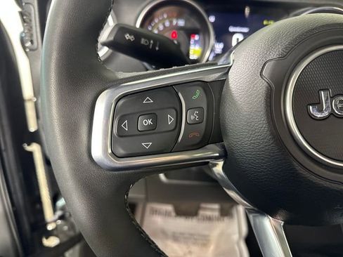 Used 2023 Jeep Wrangler Unlimited Sahara w/ Cold Weather Group AWD/4WD image 15