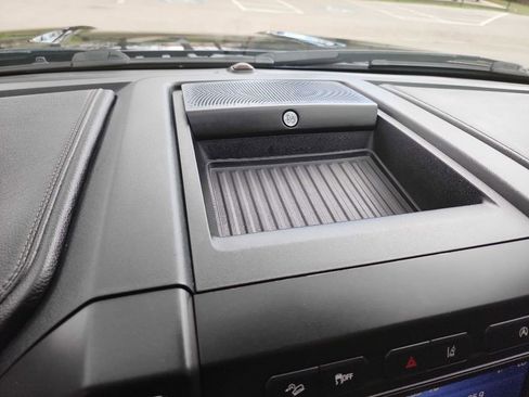 Used 2020 Ford Expedition Limited image 23