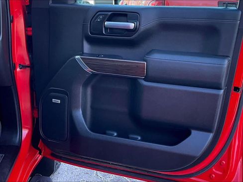 Used 2020 Chevrolet Silverado 1500 RST image 21