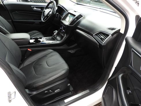 Used 2016 Ford Edge Titanium w/ Equipment Group 301A image 10