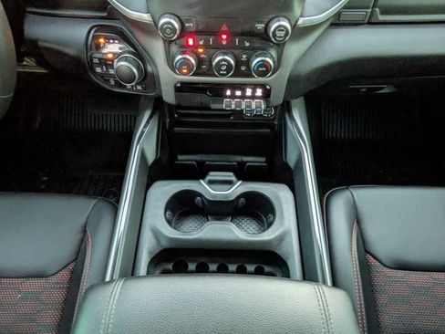 Used 2022 RAM 1500 Big Horn w/ Built-to-serve Edition image 20