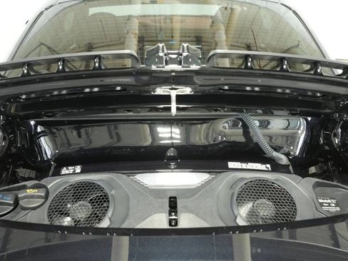 Certified 2025 Porsche 911 Carrera image 40