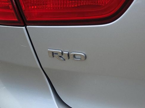 Used 2017 Kia Rio LX w/ Power Package FWD image 29