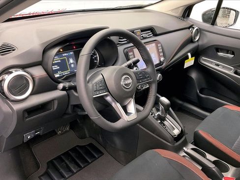 New 2025 Nissan Versa SR image 7