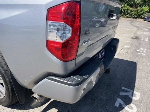 Used 2018 Toyota Tundra Platinum AWD/4WD image 14