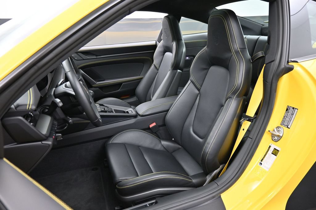 Certified 2023 Porsche 911 Carrera GTS RWD image 5