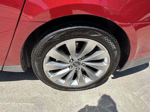 Used 2014 Lincoln MKS w/ Equipment Group 101A FWD image 14