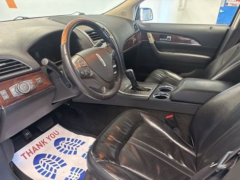 Used 2014 Lincoln MKX FWD w/ Equipment Group 101A image 10