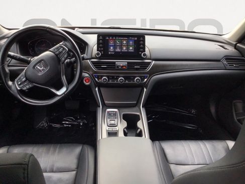 Used 2021 Honda Accord Touring image 3