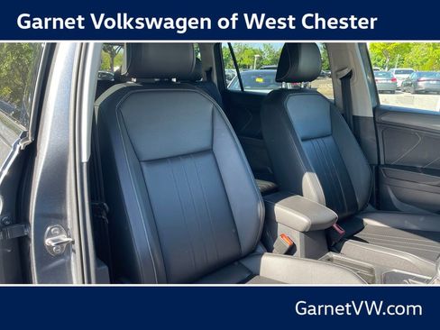 Certified 2023 Volkswagen Tiguan SE FWD image 15