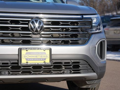 Used 2025 Volkswagen Atlas SE image 9