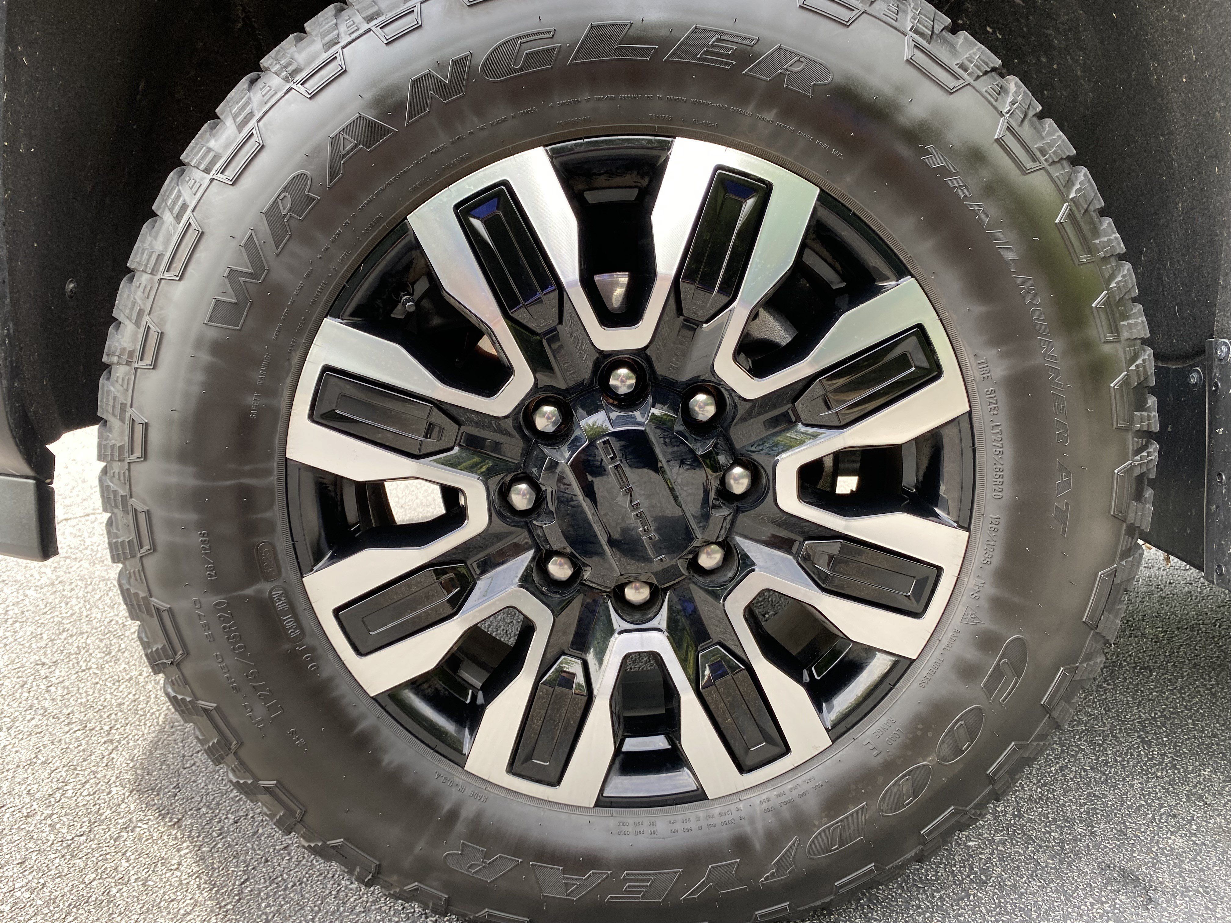 Used 2026 GMC Sierra 2500 Denali Ultimate AWD/4WD image 46