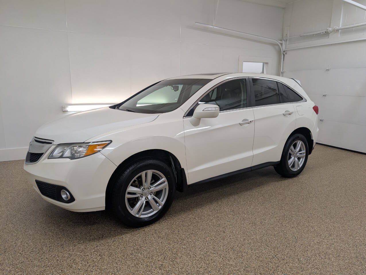 Used 2013 Acura RDX AWD image 1
