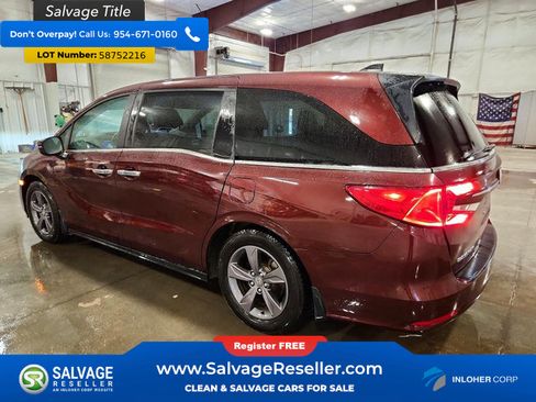 Used 2021 Honda Odyssey EX image 3